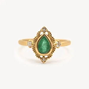 18k Emerald Venise Frame Ring