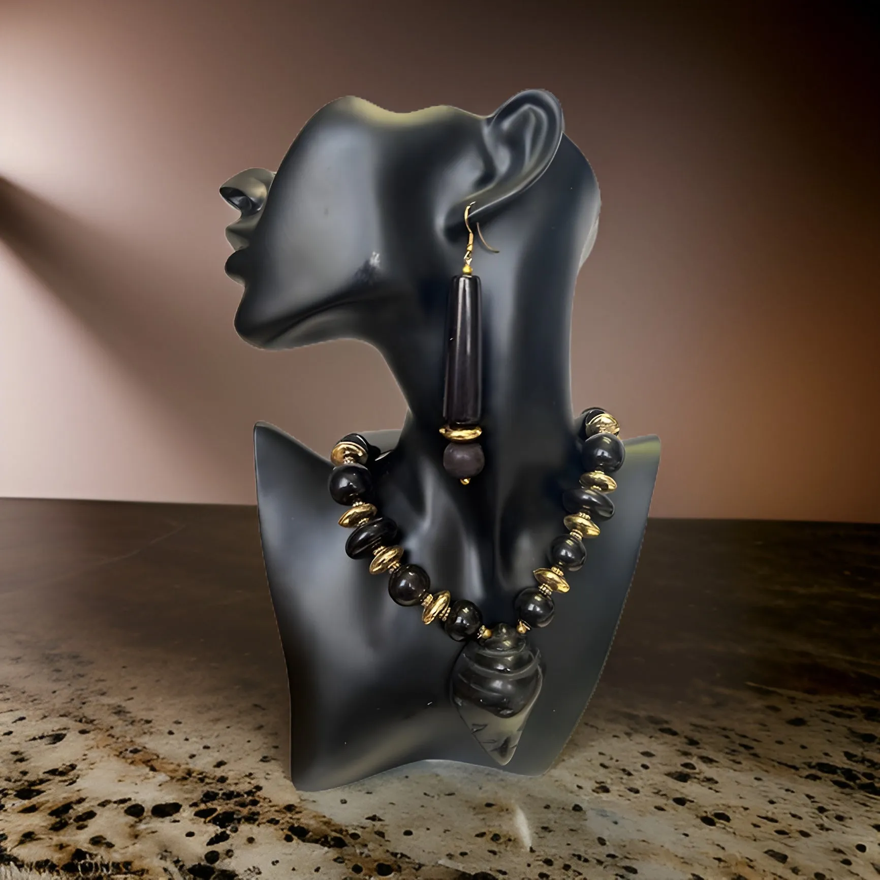 African Bone Shell Pendent Beaded Necklace & Earring Set