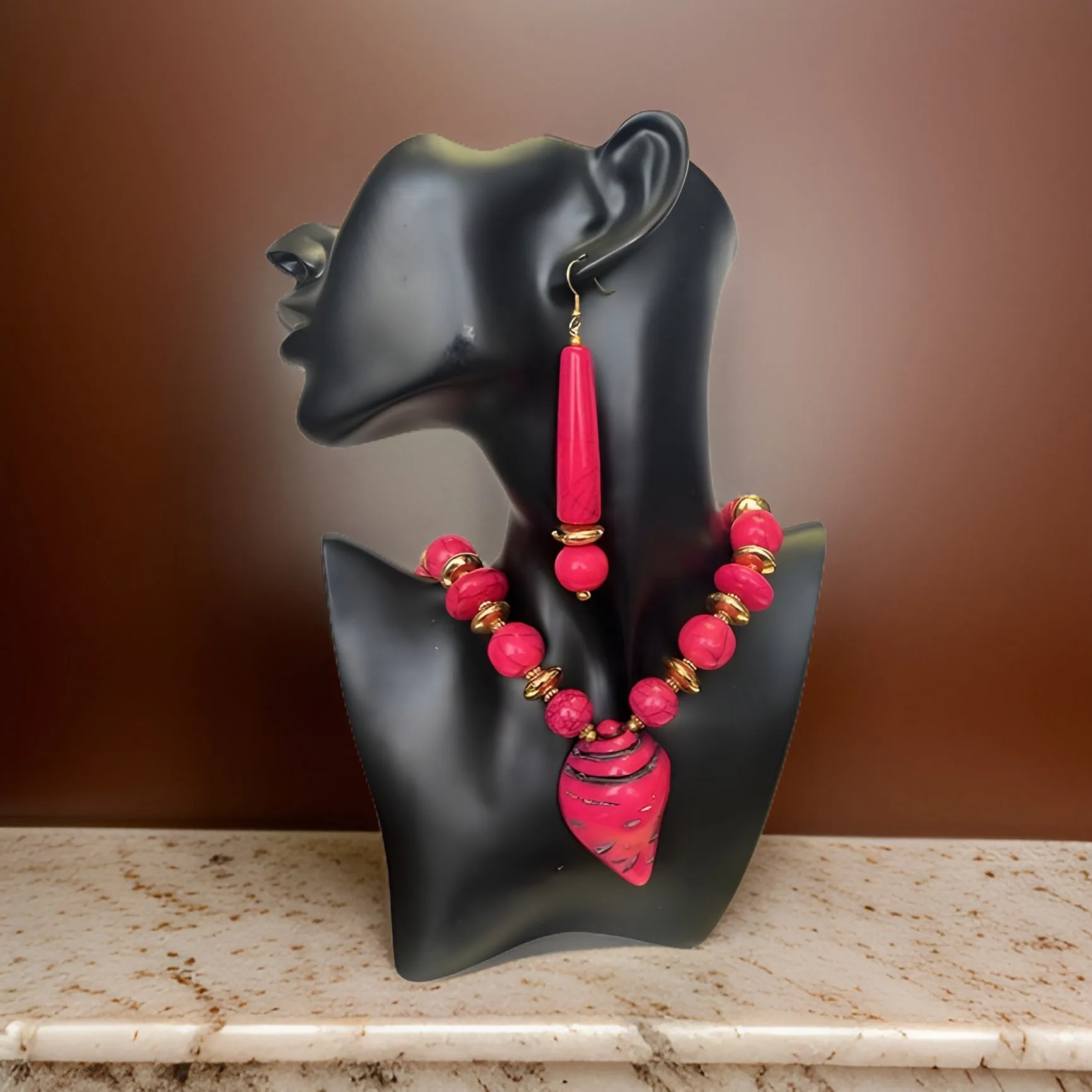 African Bone Shell Pendent Beaded Necklace & Earring Set