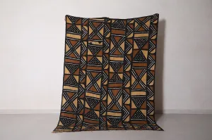 African-Inspired Handwoven Kilim Rug - 5 FT X 7 FT | Tribal Design