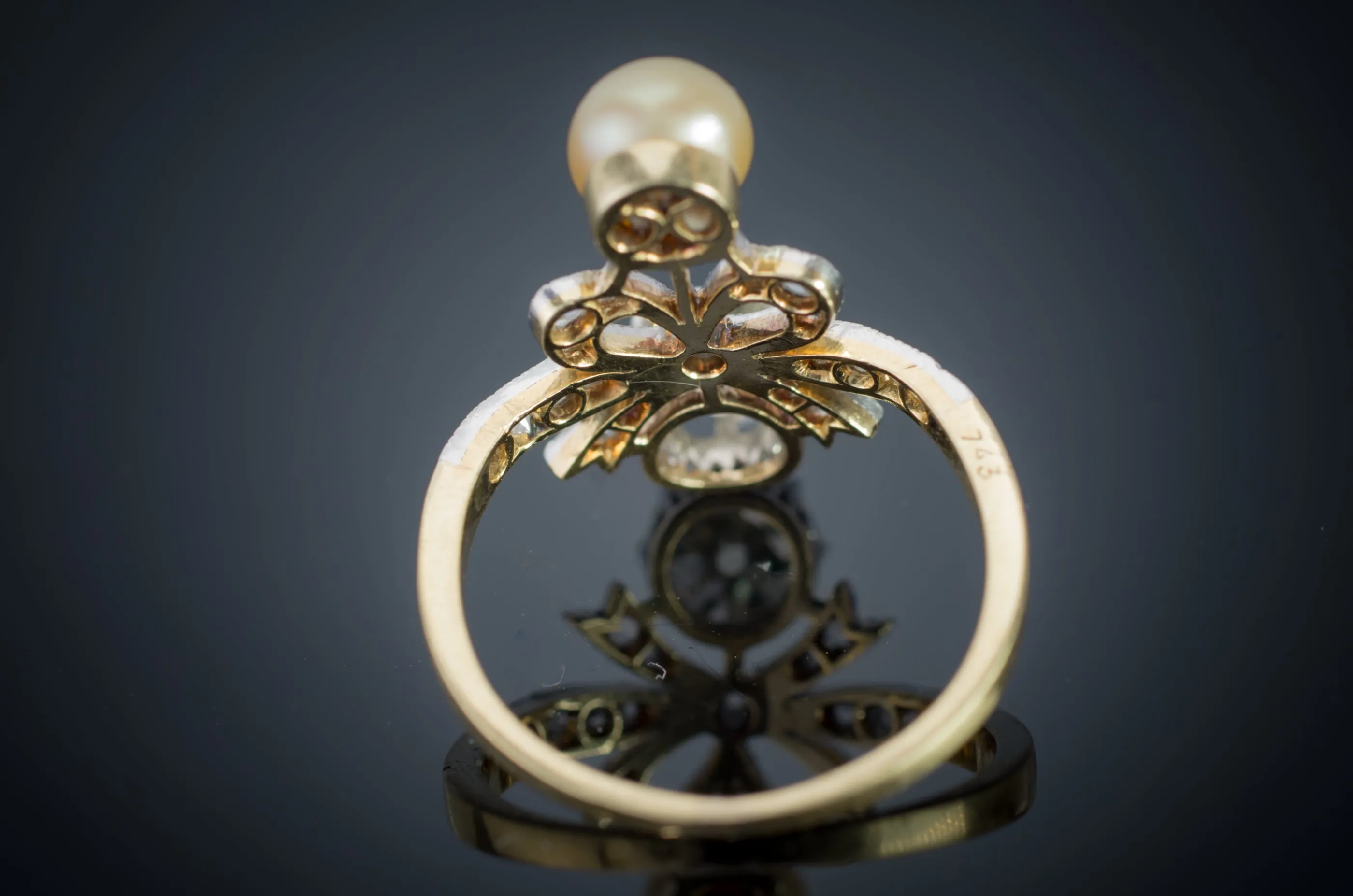 ANTIQUE FRENCH EDWARDIAN DIAMOND AND PEARL RING