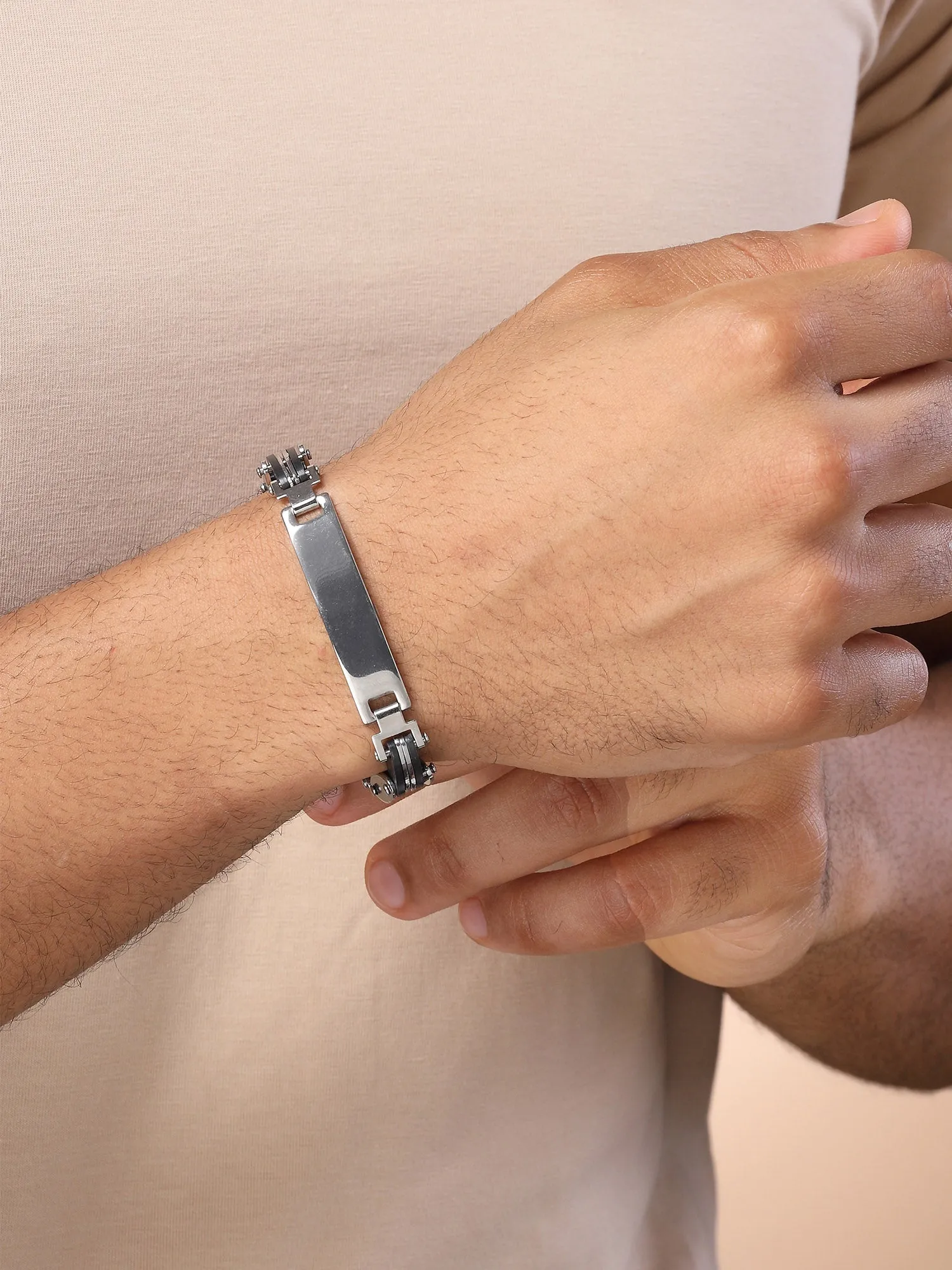 Bohey by KARATCART Black and Silver Link Bracelet for Men