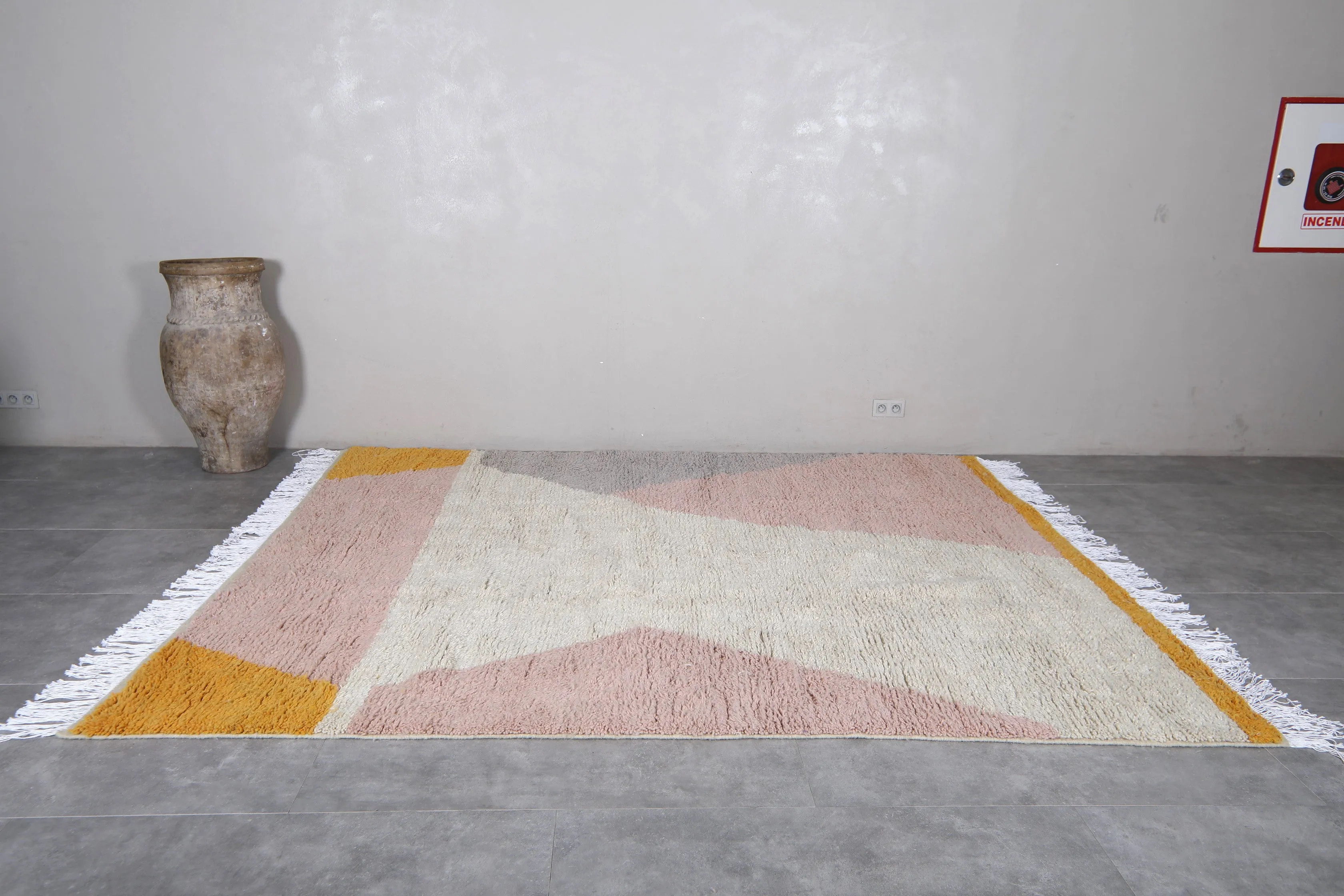 Custom Berber rug - Authentic handmade Beniourain rug