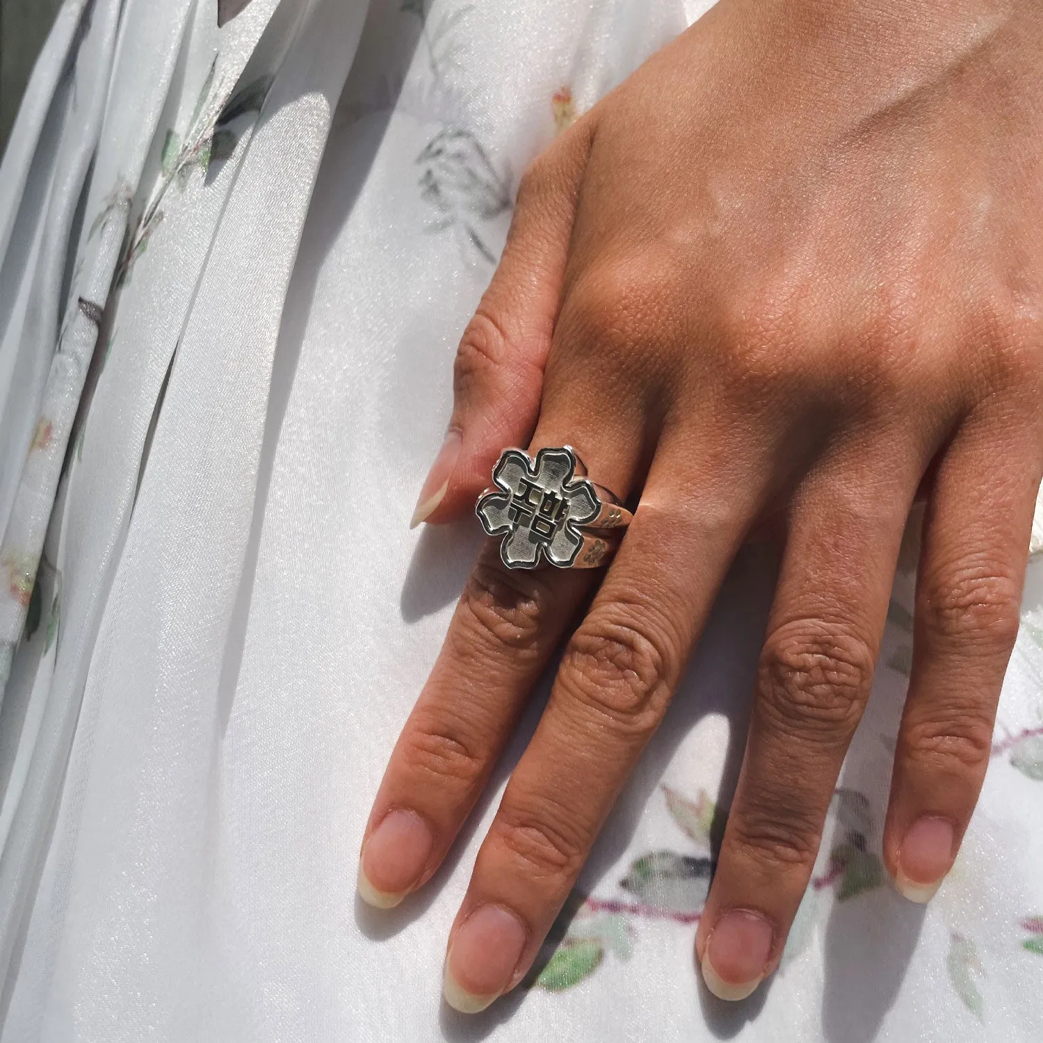 Customizable Lotus Flower Signet Ring