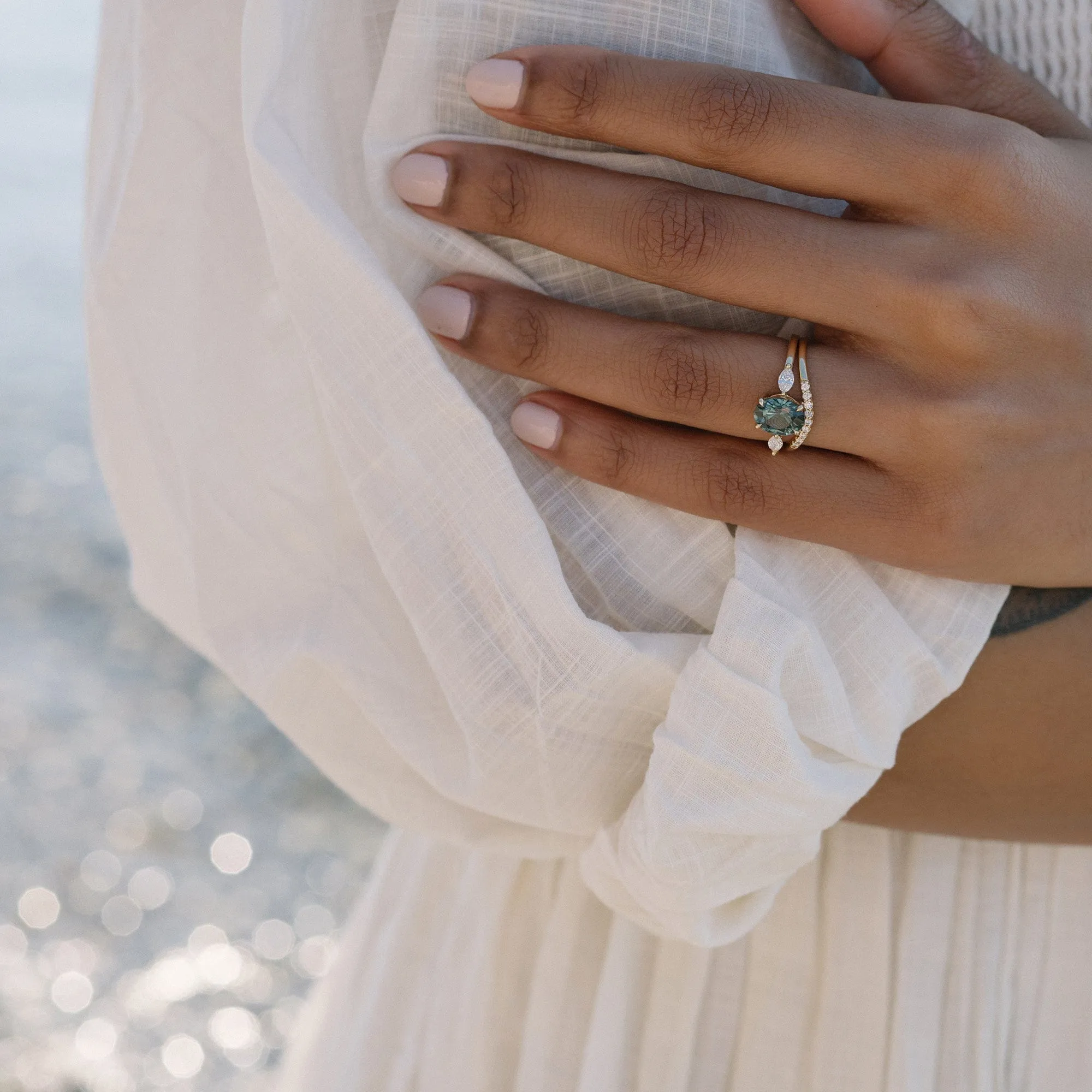 Dipped Diamond Wave Band