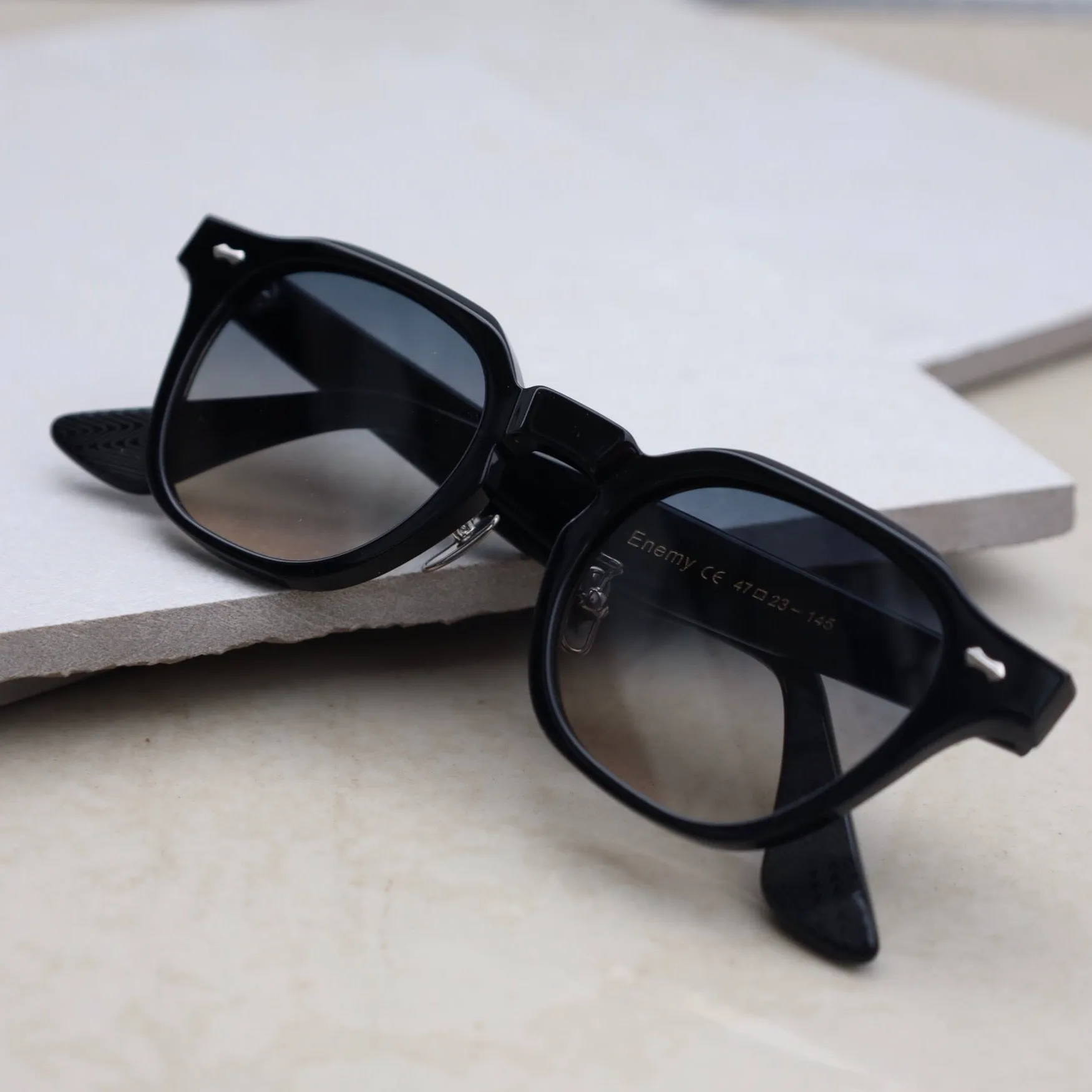 Durham Black Sunglasses