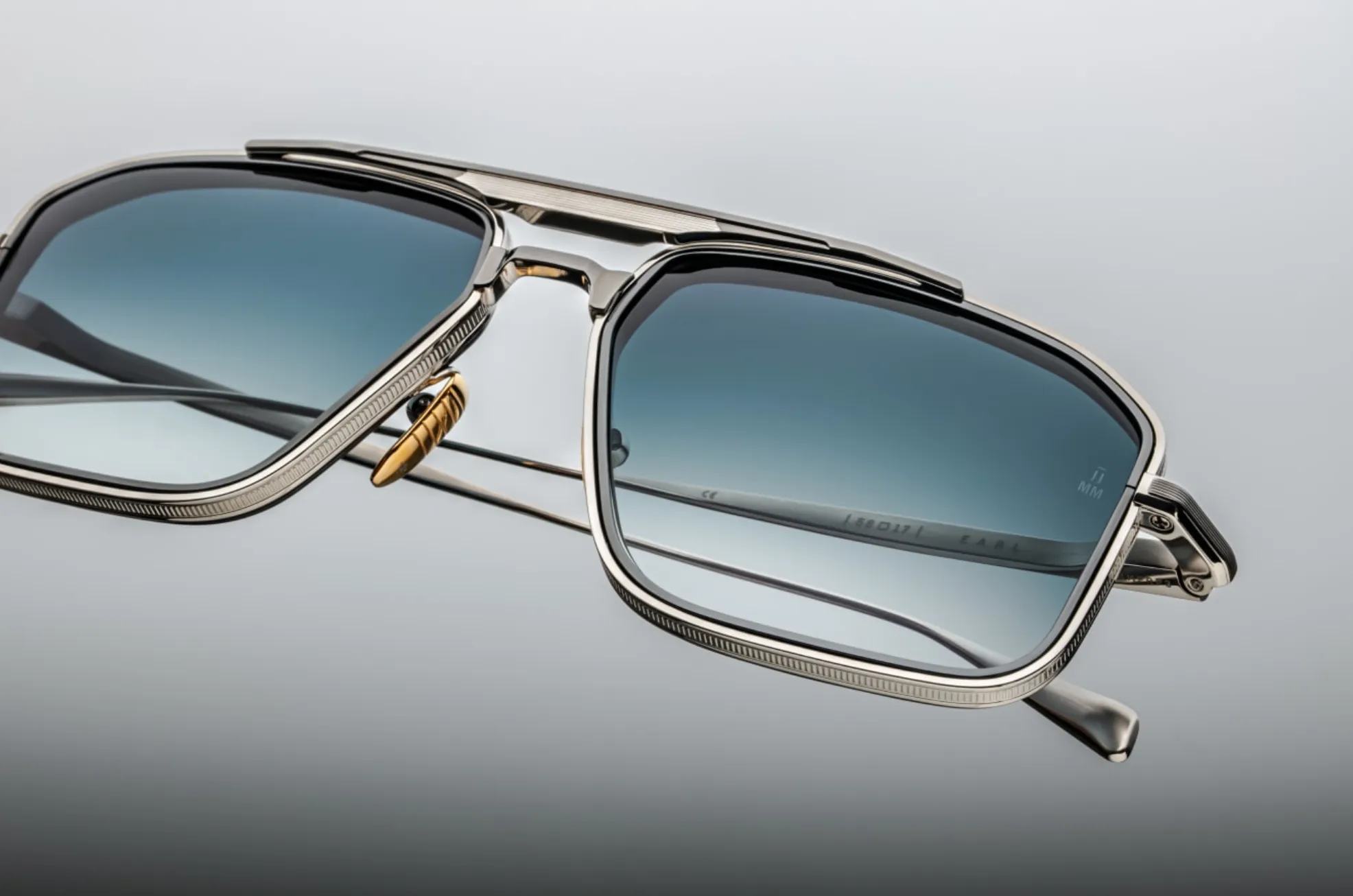 EARL-Pacific / Jet Gradient / Silver