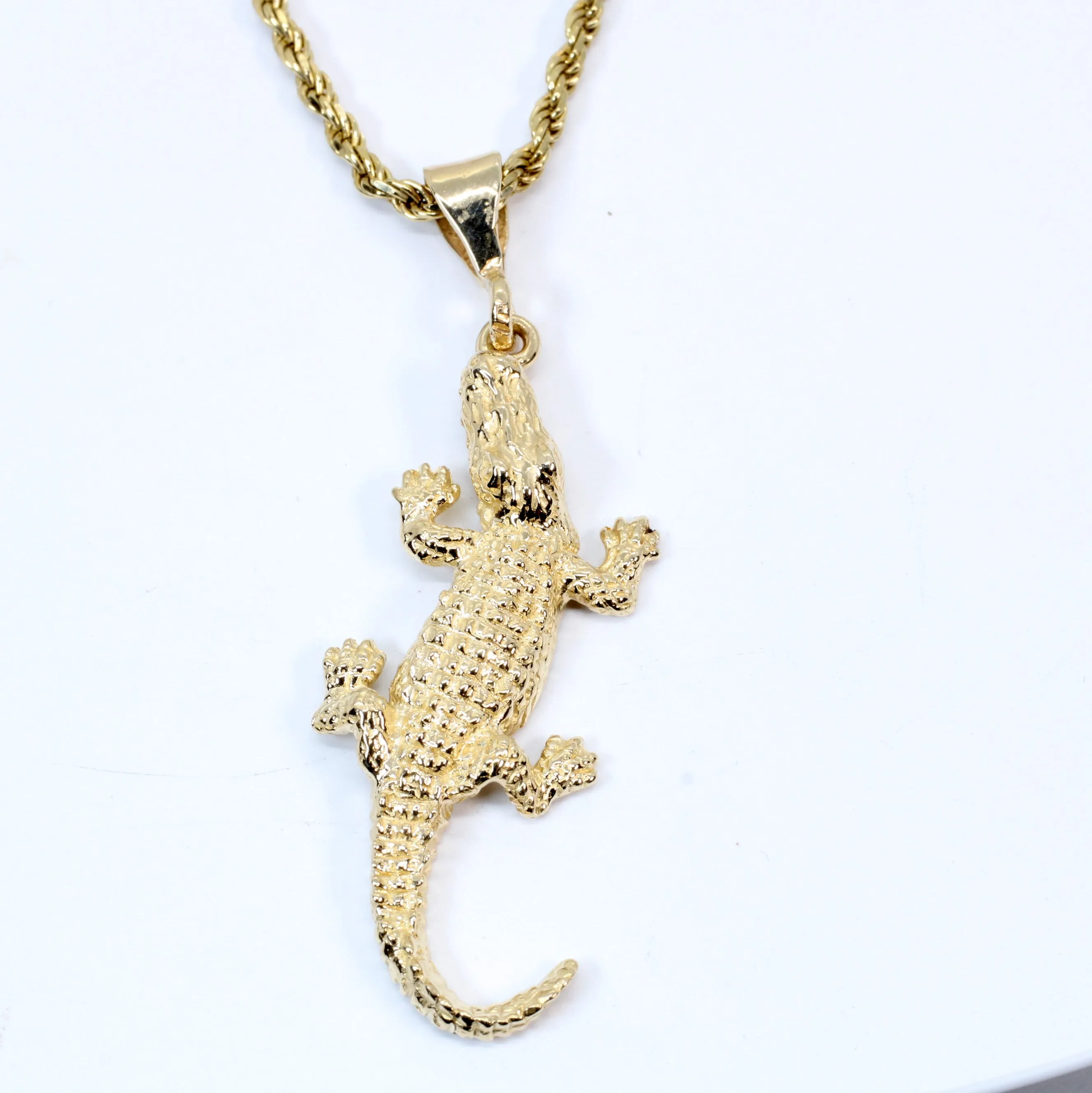 Extra Large Gold Alligator Necklace in 14kt Gold with Rope Chain