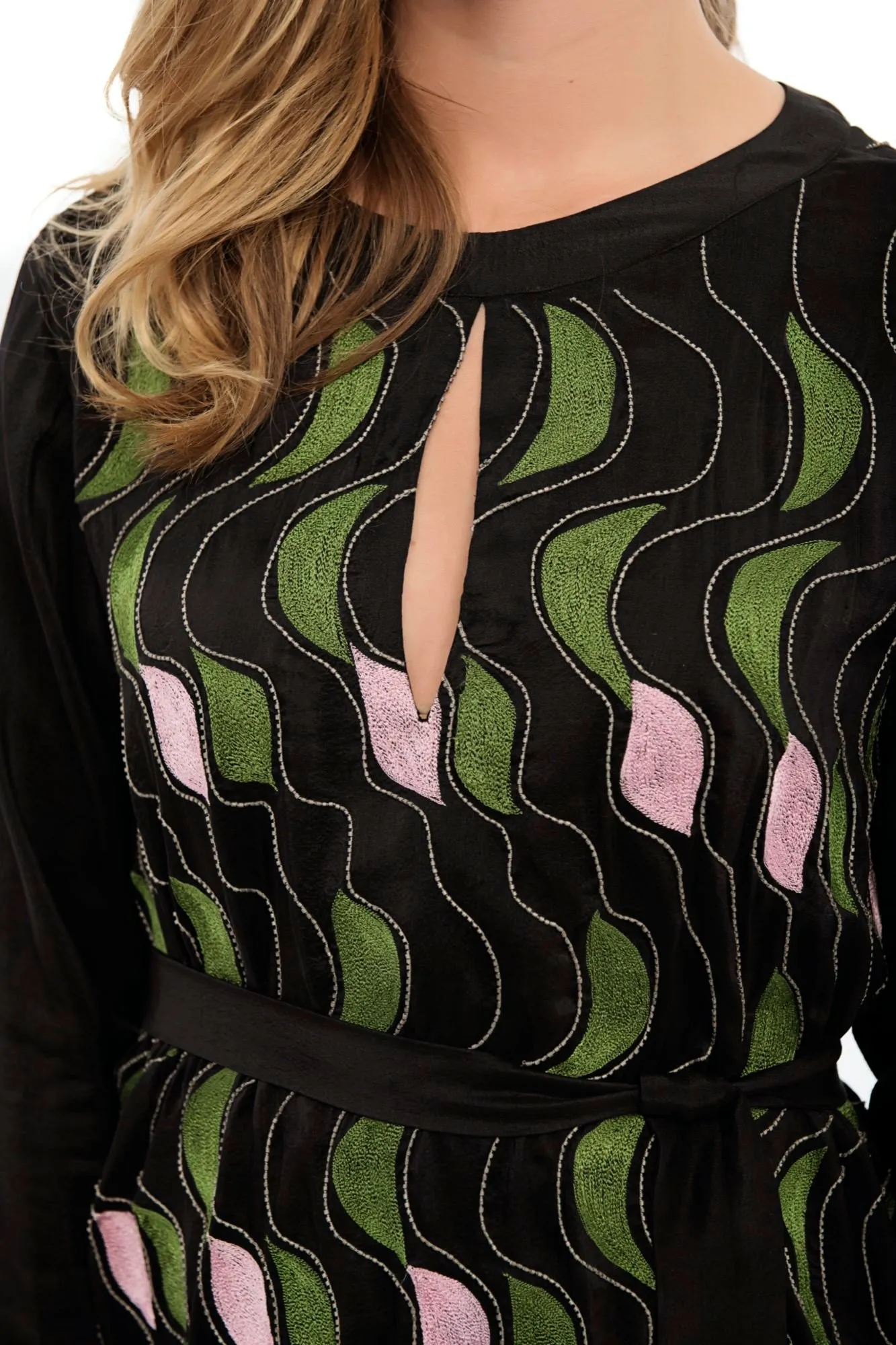 GEILSTON  Embroidered Dress