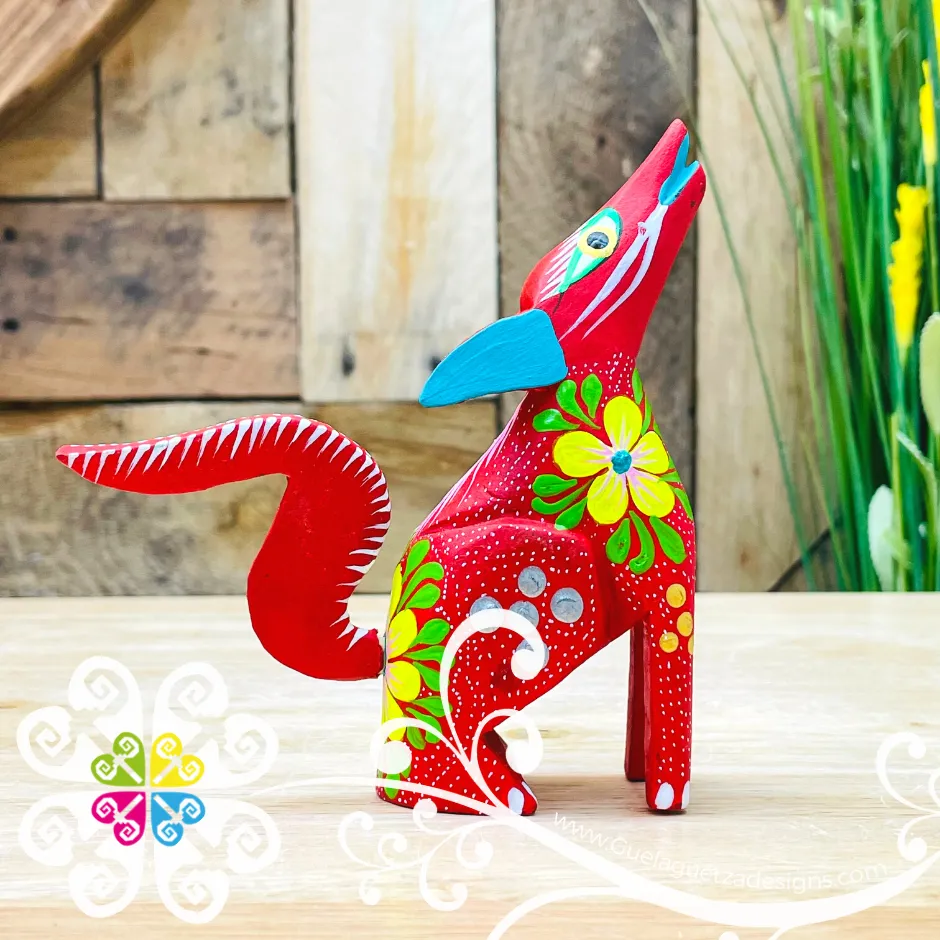 Medium Howling Wolf Alebrije- Handcarve Wood Decoration Figure