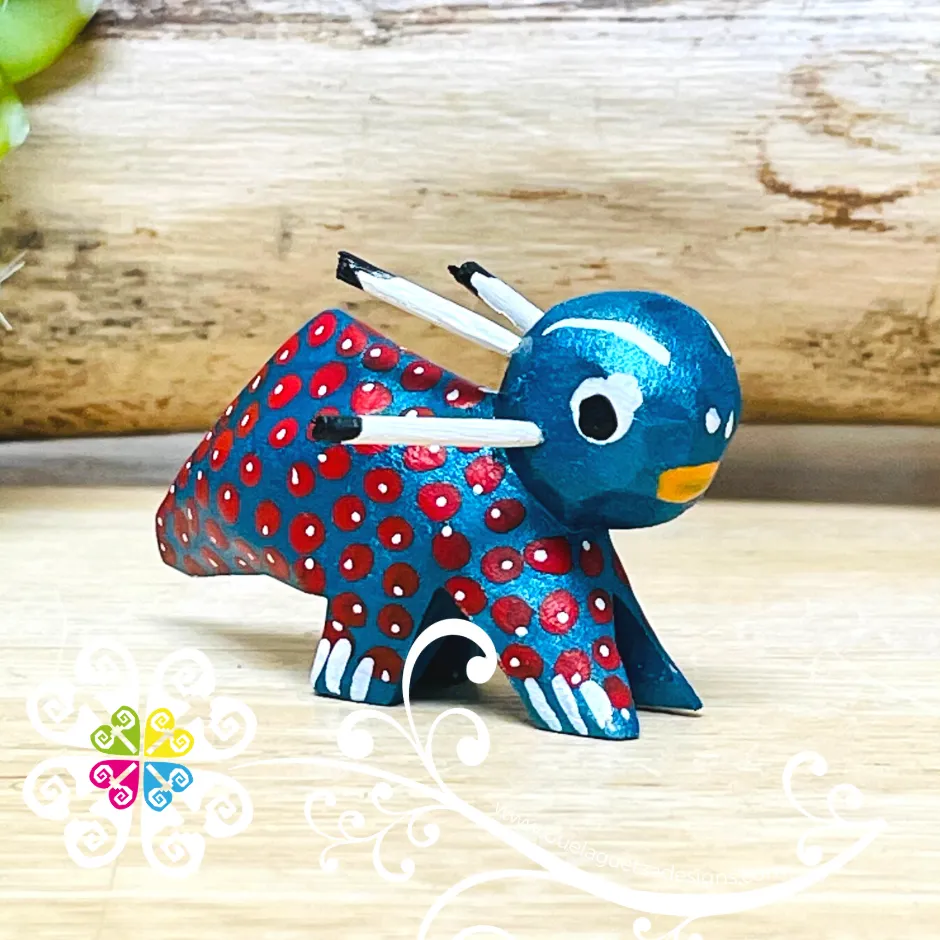 Mini Horned Lizard Alebrije Handcarve Wood Decoration Figure