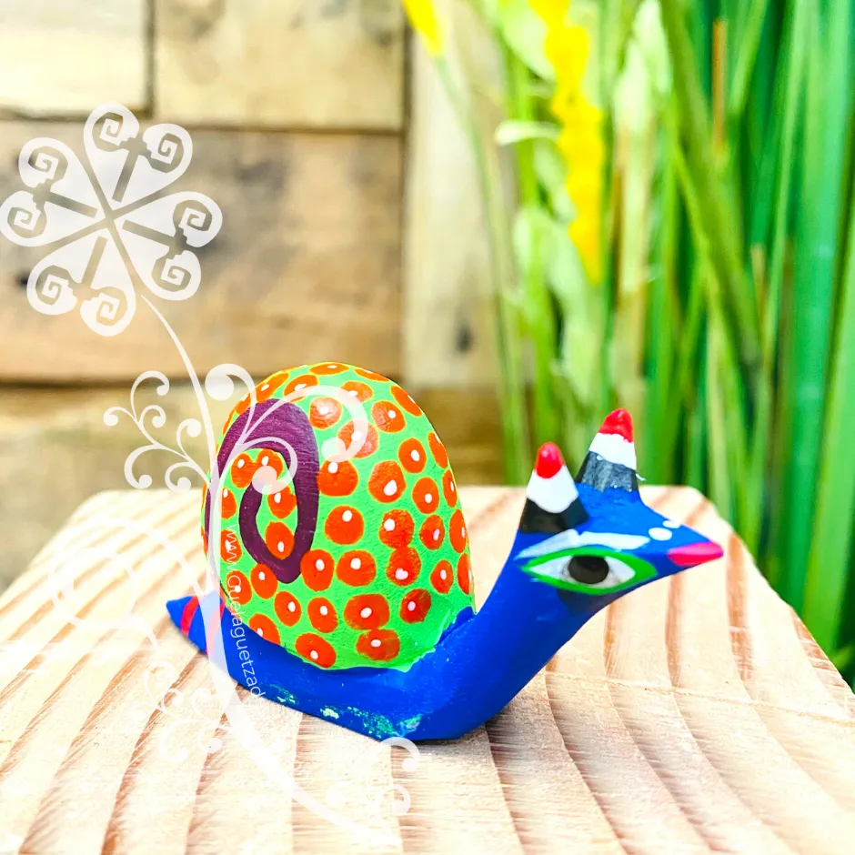 Mini Snail Alebrije Handcarve Wood Decoration Figure