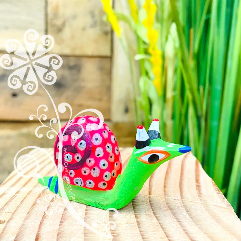 Mini Snail Alebrije Handcarve Wood Decoration Figure