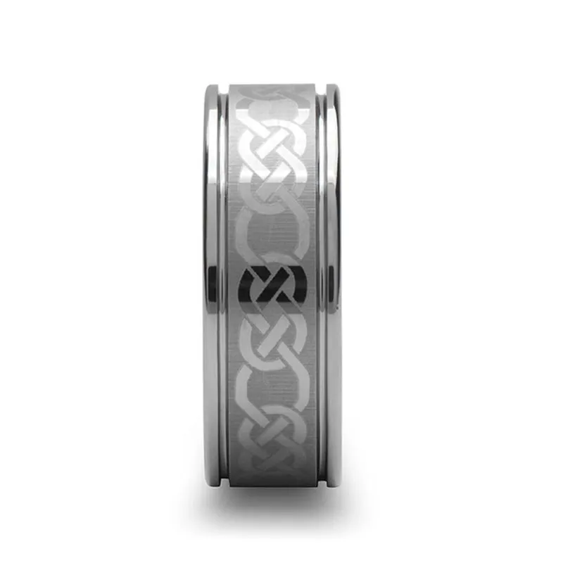 PALATINE | Tungsten Ring Celtic Pattern