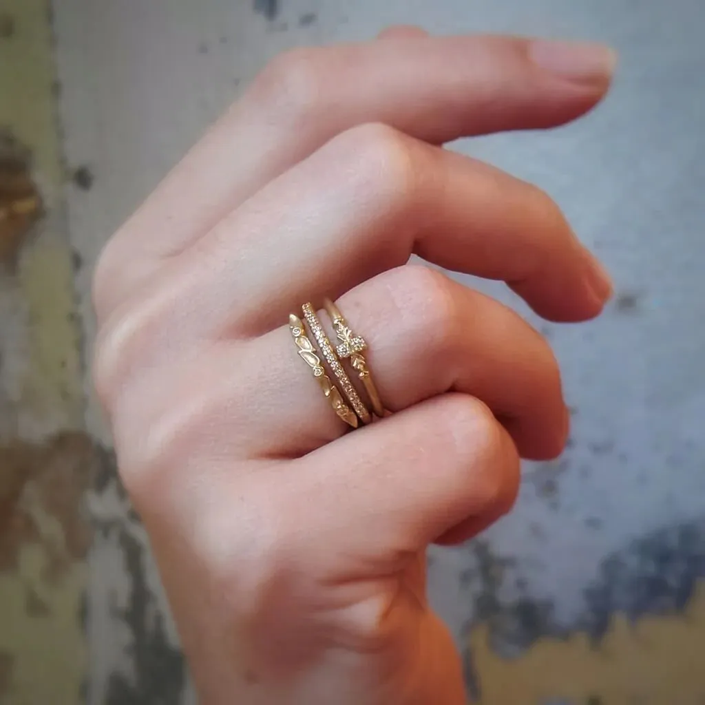 Pave Slender Band