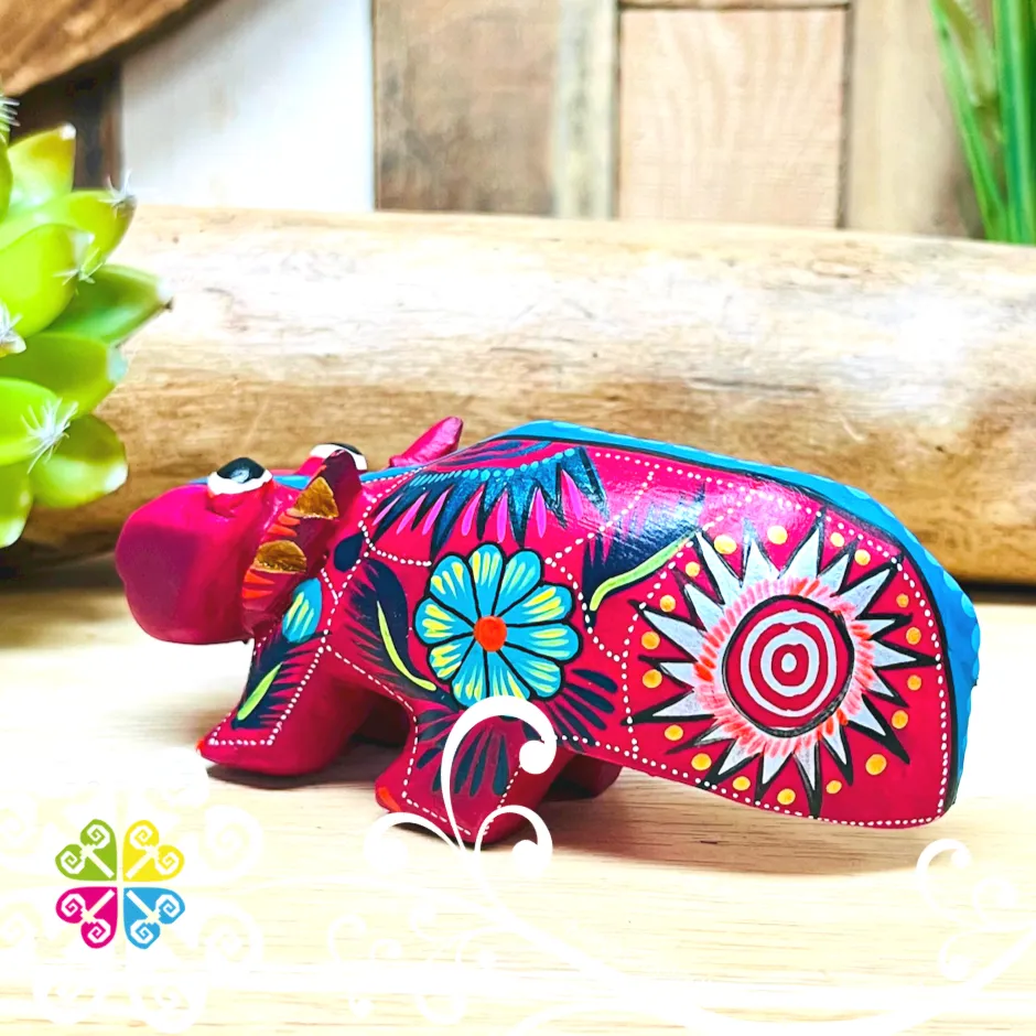 Small Axolotl Alebrije - Handcarve Wood Decoration Figure