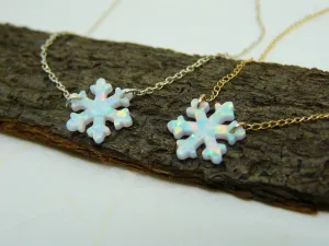 Snowflake Necklace – Winter Wonderland Charm