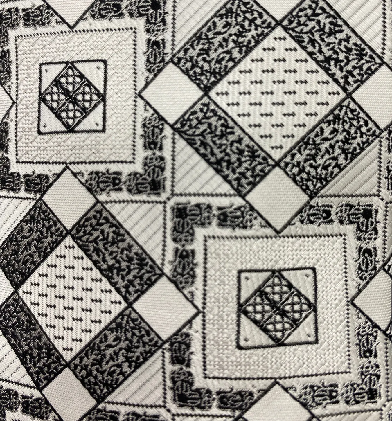 Stacy Adams Tie and Handkerchief - White and Black Antique Celtic Tile T28
