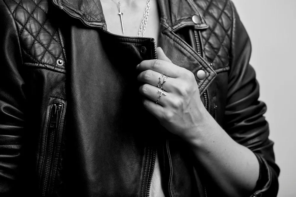 Sterling Silver Cross Your Fingers Ring