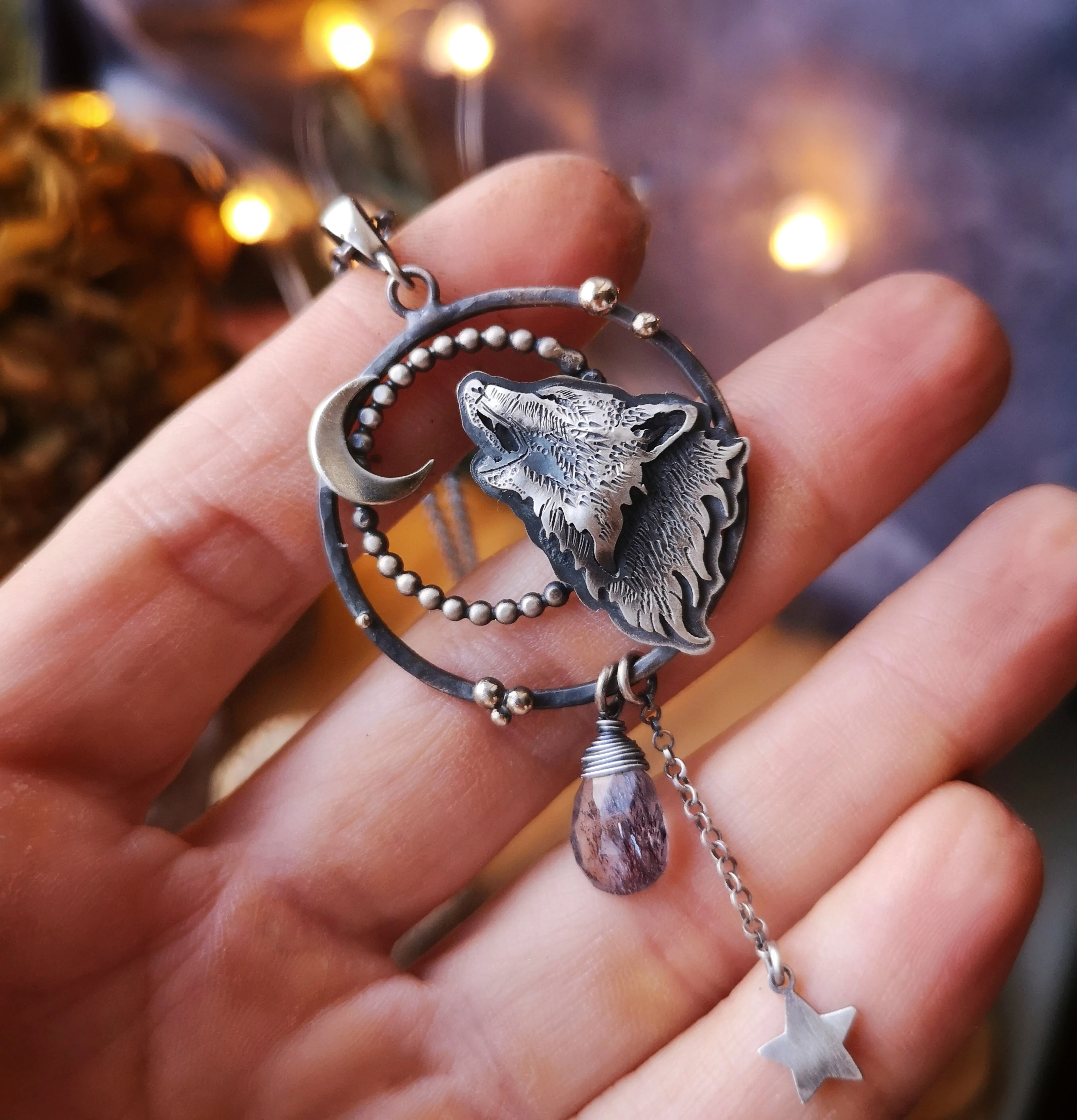 The Wolf Necklace - Moss Amethyst