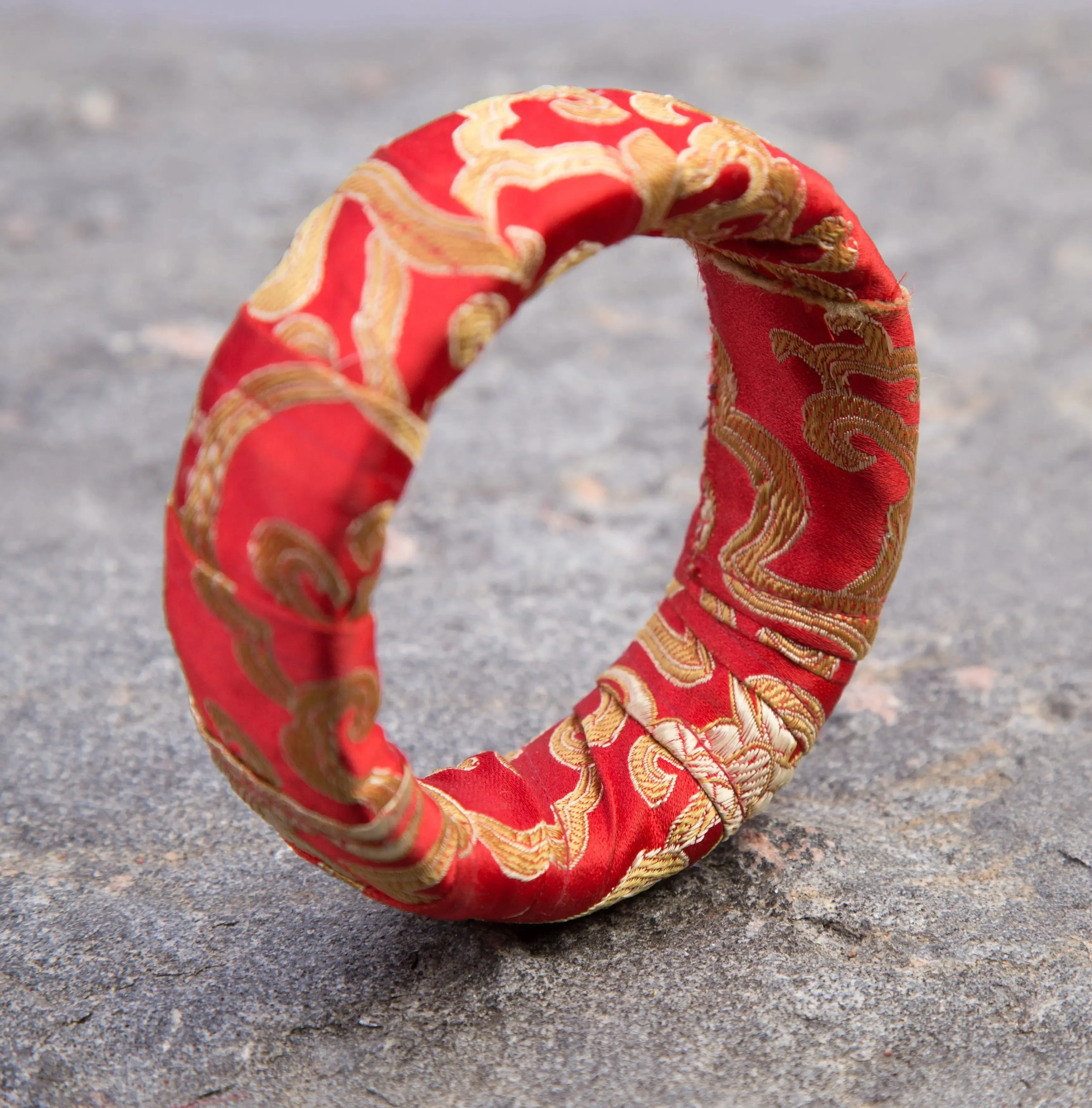 Tibetan Singing Bowl Ring Cushion