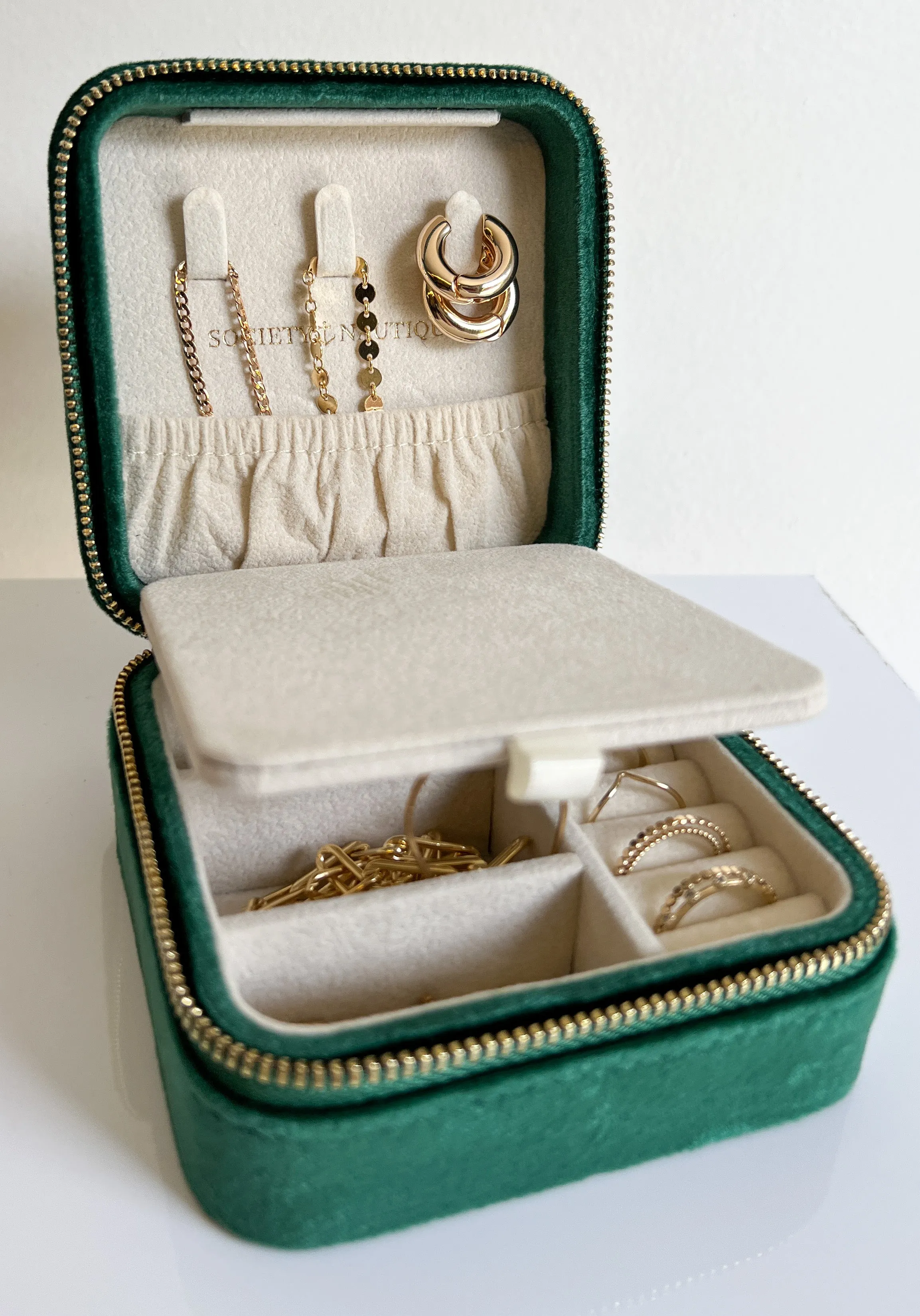 TRAVEL JEWELRY BOX