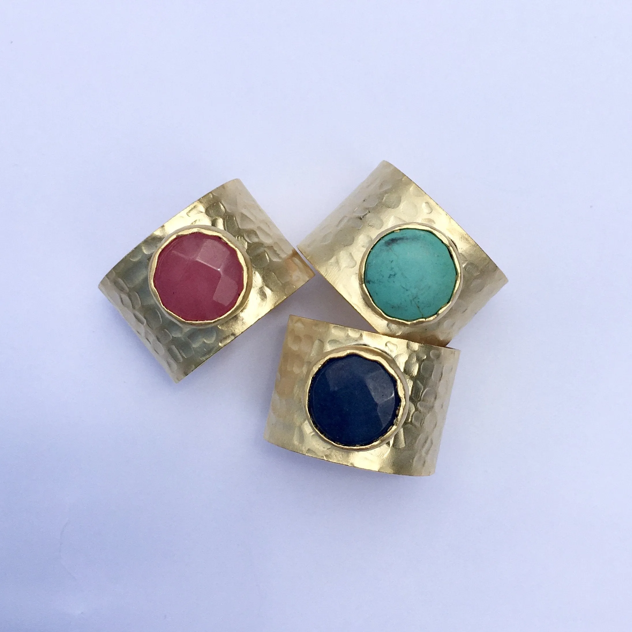 TURKISH GOLD RING WITH COLORED GEM