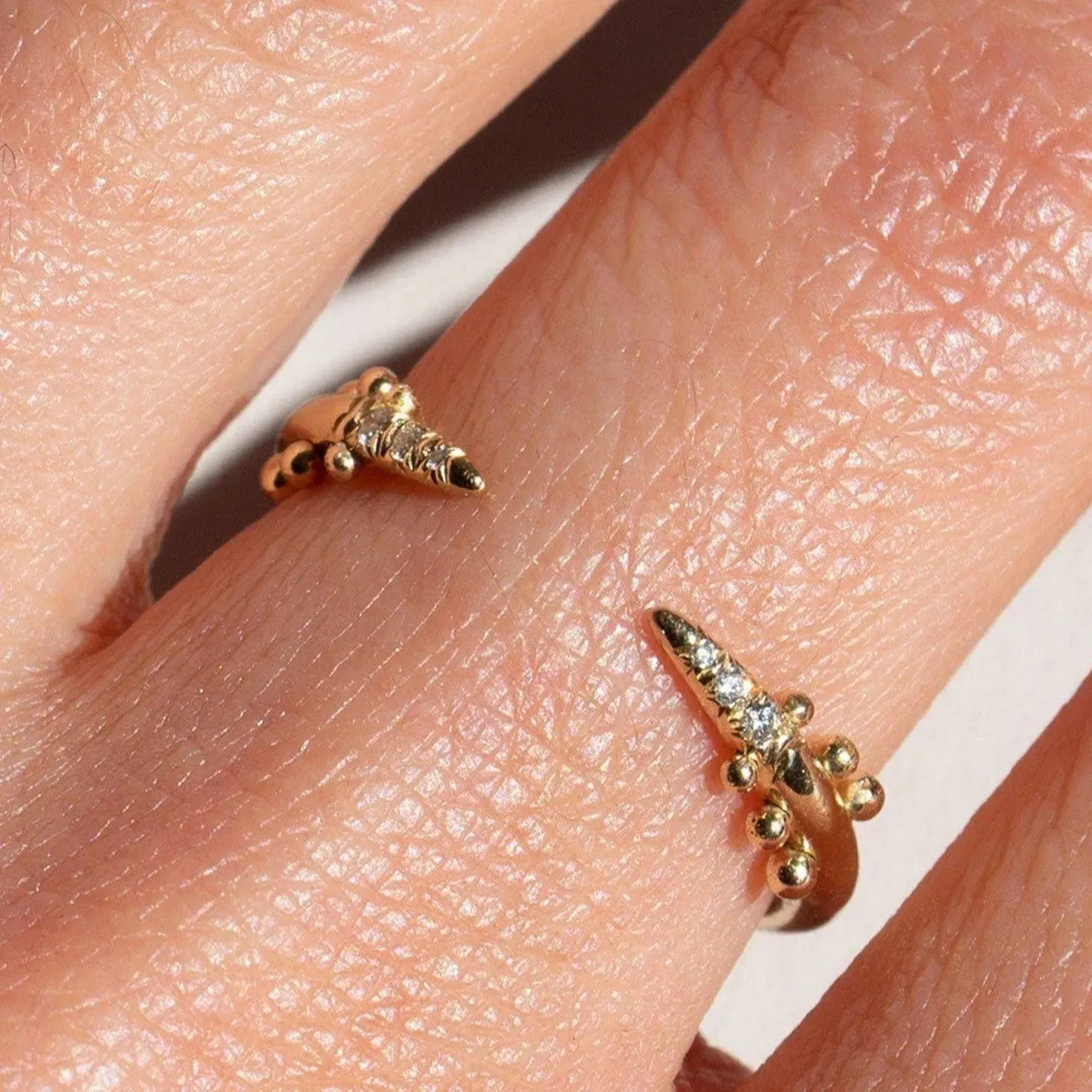 White Diamond Kuli Ring