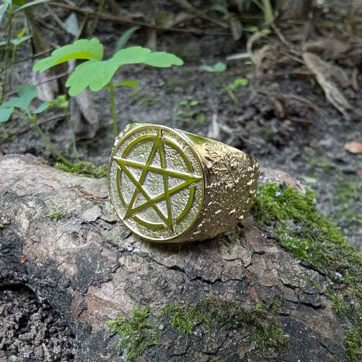 Wiccan pentacle ring from bronze